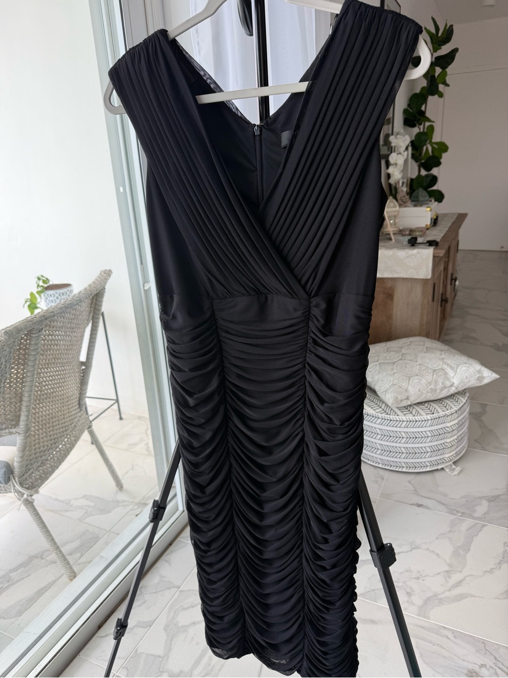Tadashi Collection Black Ruched Cocktail Dress – Size Large